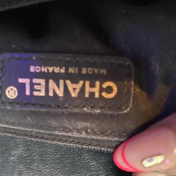 Chanel medium calf leather black Le Boy Bag gold hardware - Picture 6 of 9